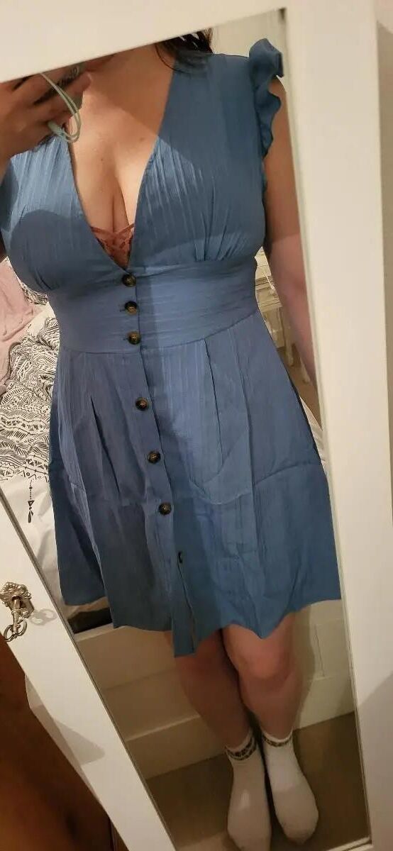 sexy busty mature slut 