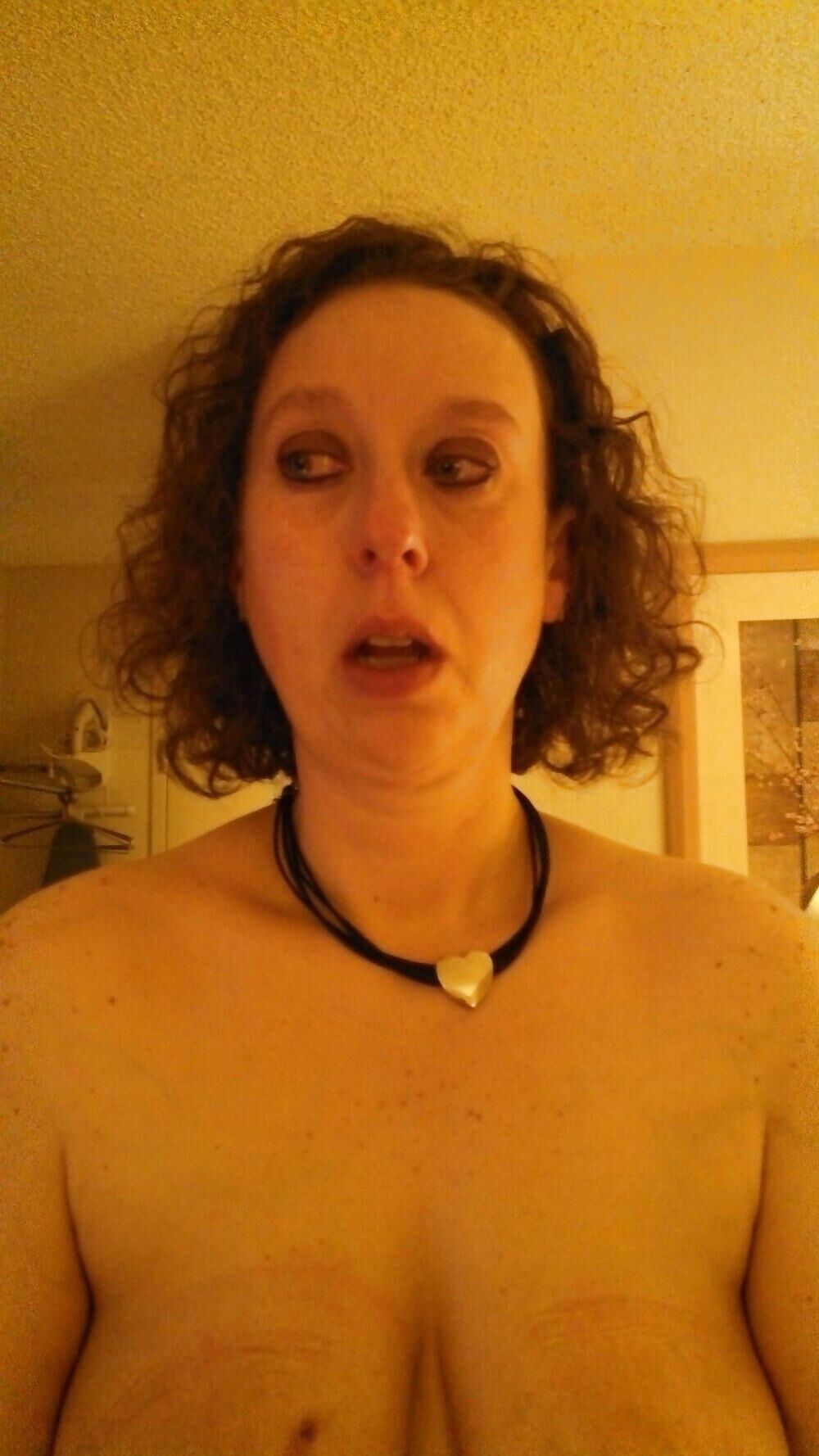 Шлюха BBW нуждается в обнаженной.