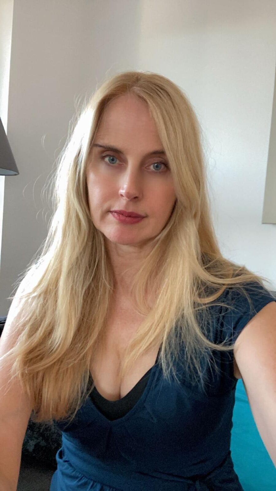 Blonde Teacher's Slut want Cumface