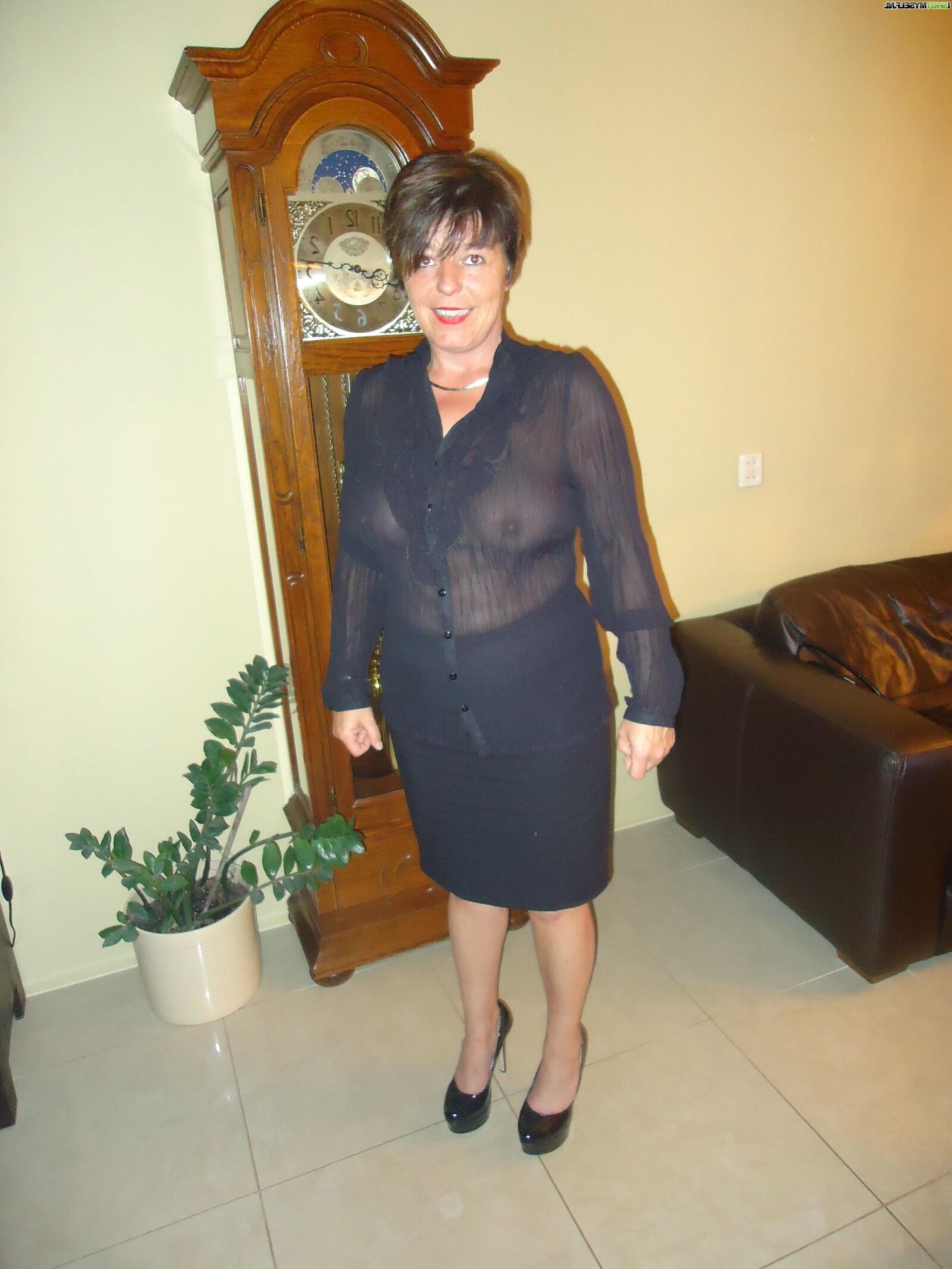 Granny Milf see throut 