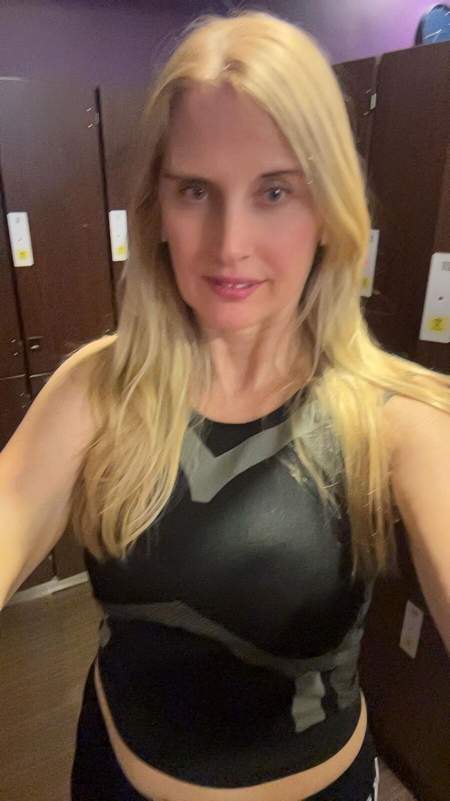 Blonde Teacher's Slut want Cumface