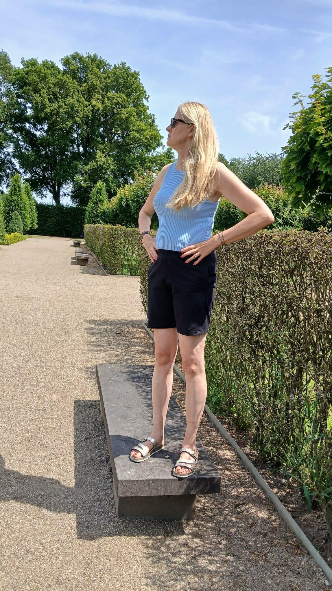 Blonde Teacher's Slut want Cumface