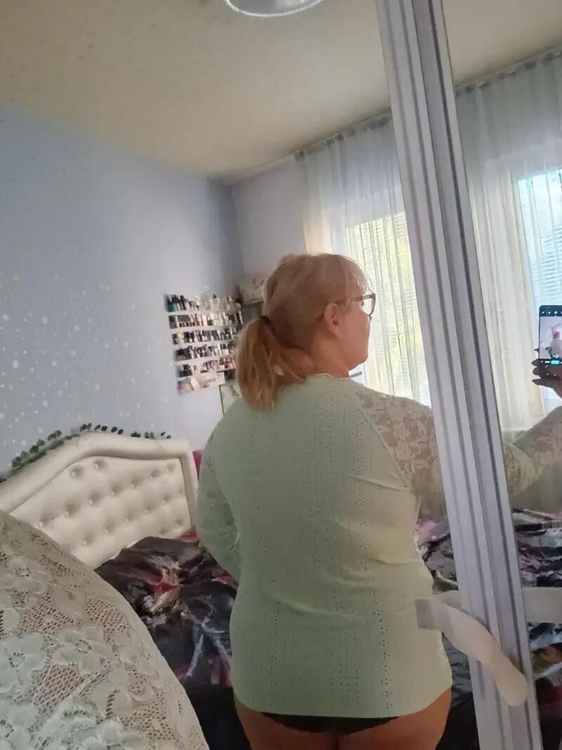 sexy busty milf slut
