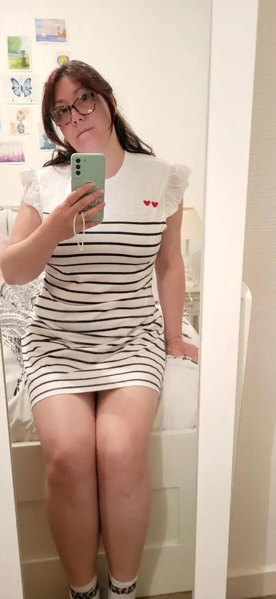 sexy busty mature slut 