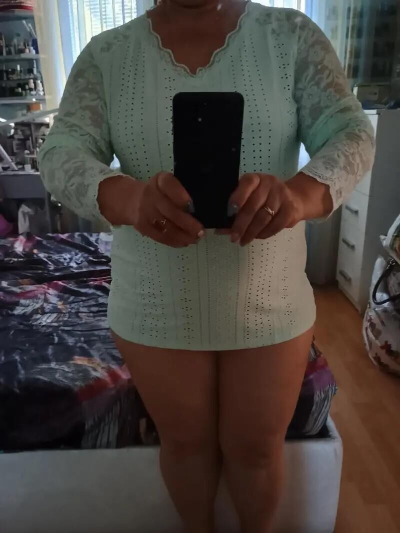 sexy busty milf slut