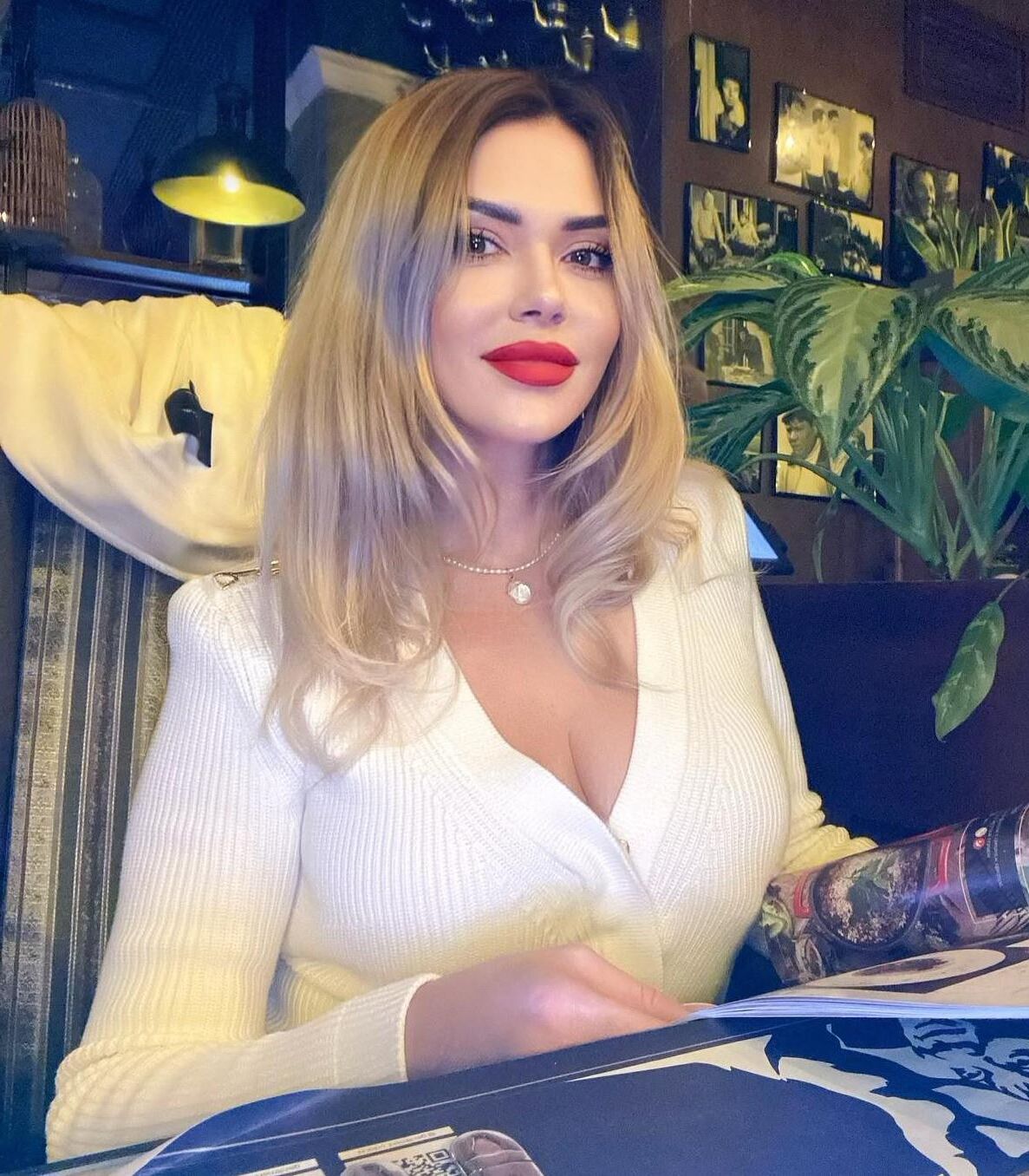 slutty milfs and escort whores 