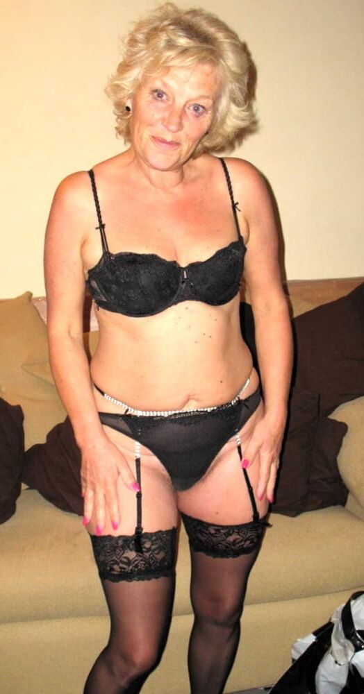 Mom, submit to your son, strip! 