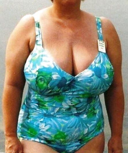 Top Busting Swimsuit Tits Mature Special 