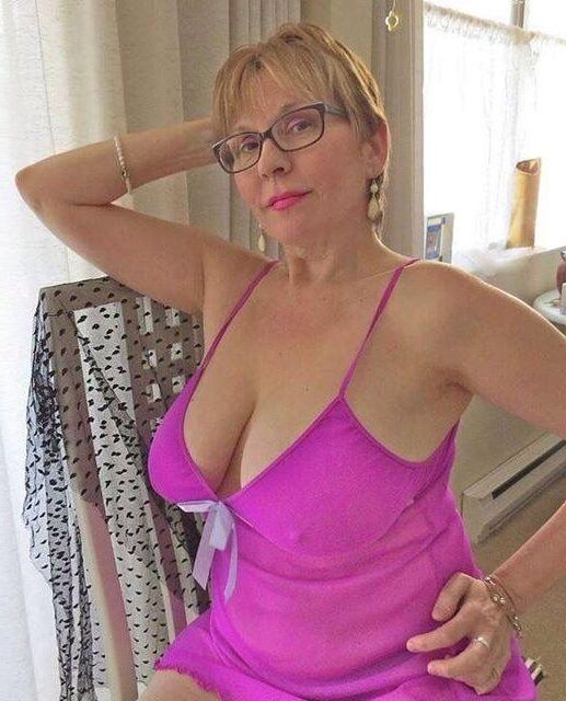 Mamãe me faz me tocar