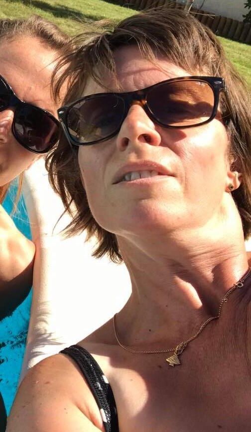 French milf face to fuck Marie tete de videuse de couilles