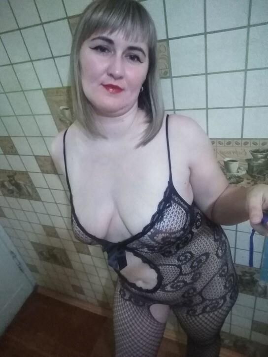 Russo gordinho Milf Elena, do Town Miass