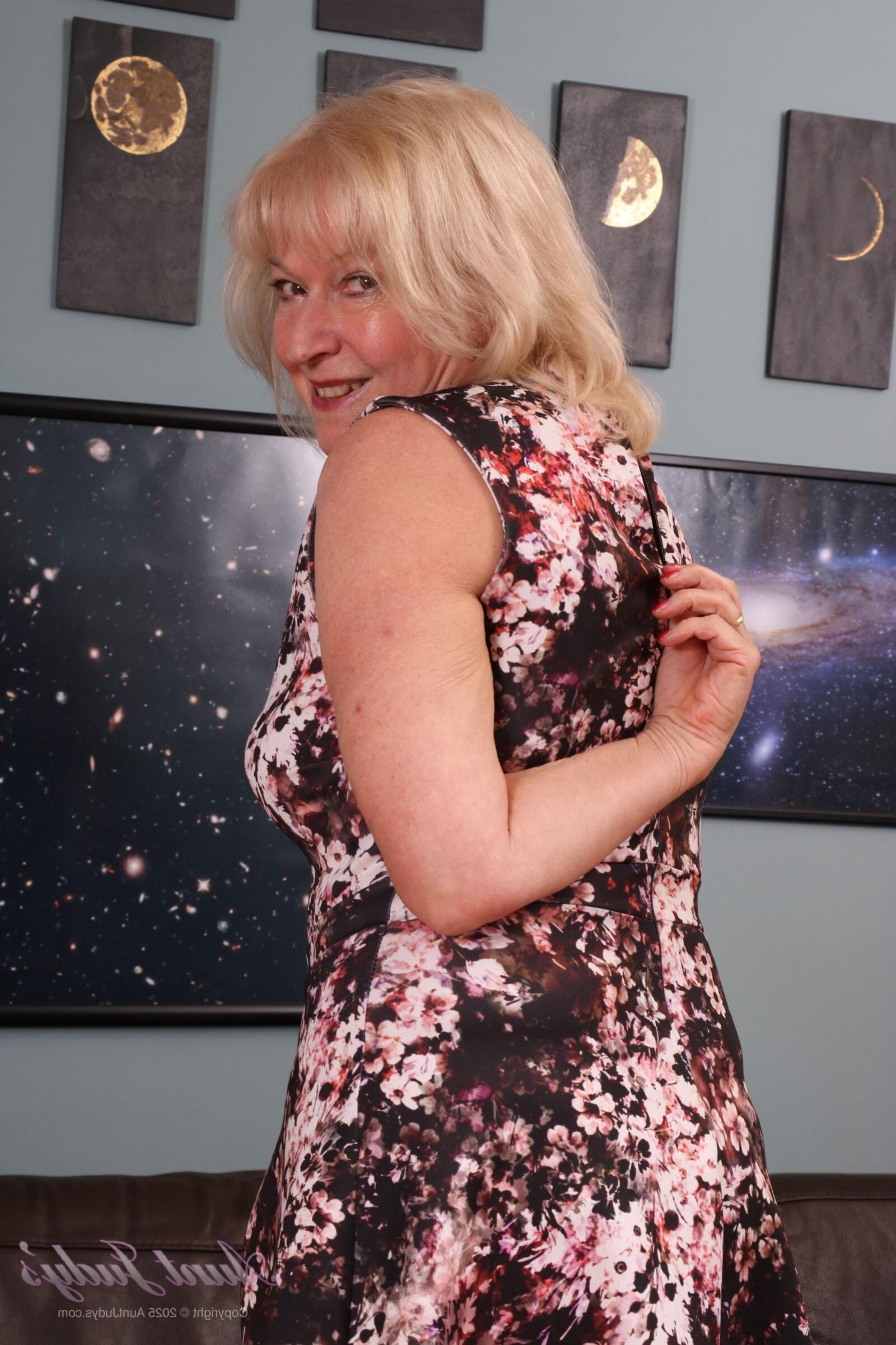 . Louise aka Sapphire Louise. A fine looking GILF