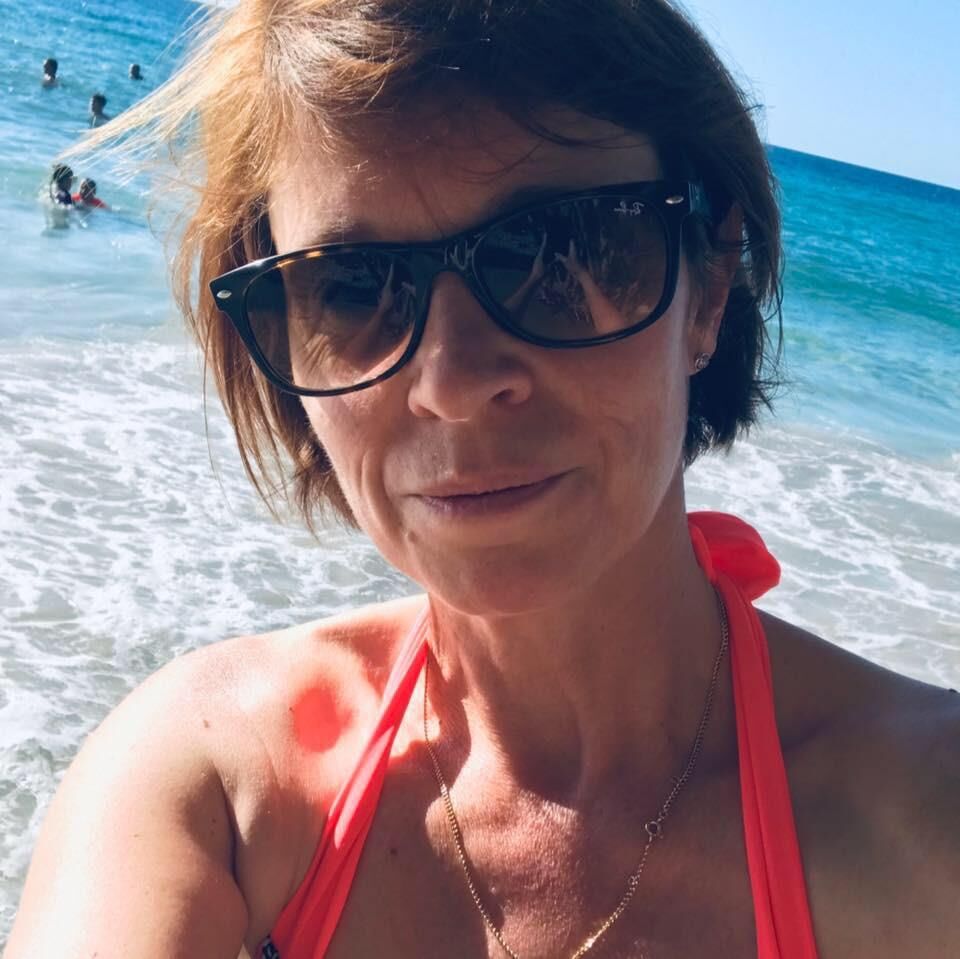 French milf face to fuck Marie tete de videuse de couilles