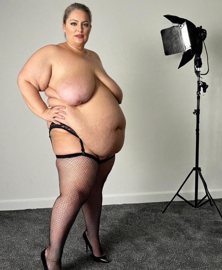SSBBW Glamour shoot (Glamor for our friends across the pond)