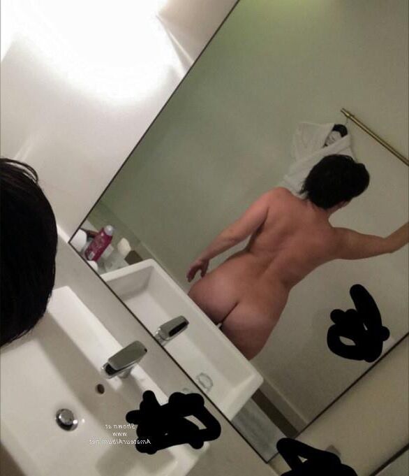 Milfs and mothers 