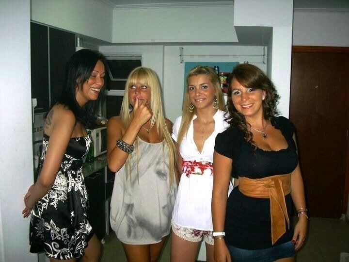 Milfs and mothers 