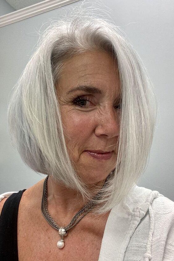 Hermosa abuela y caras maduras