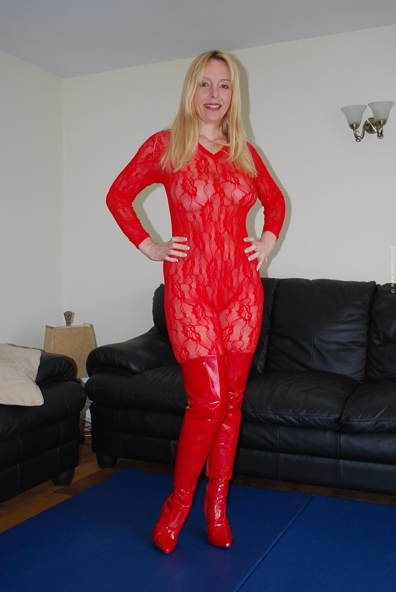 Ladylucy Photoset Red Body Strumpf