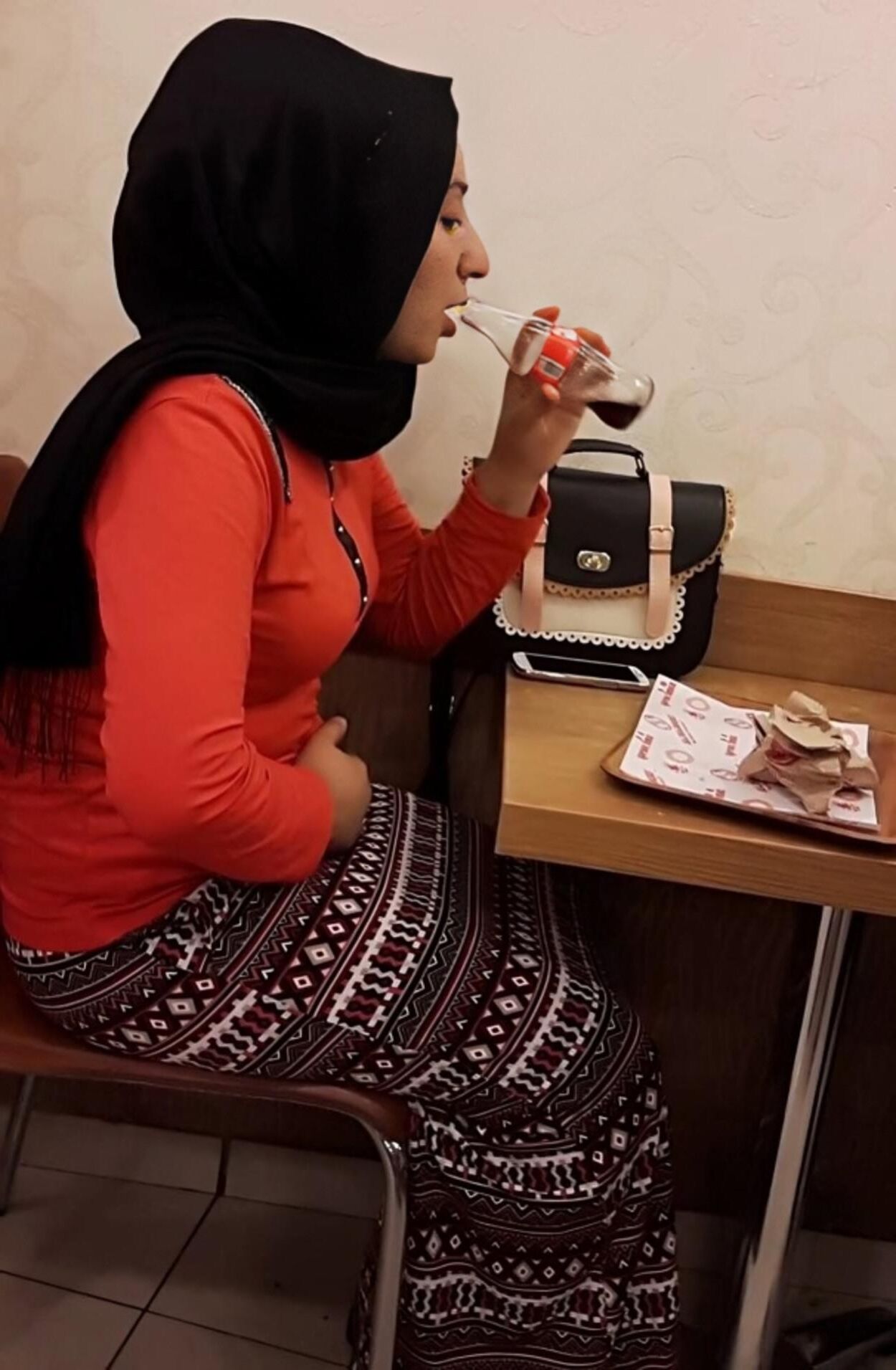 VINTAGE TURKISH HIJAB SEXSI PHOTO 