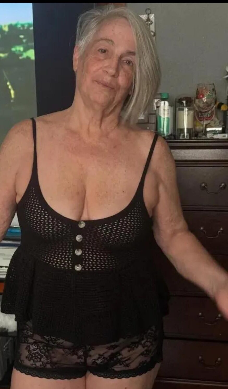 Sexy nnude Matures