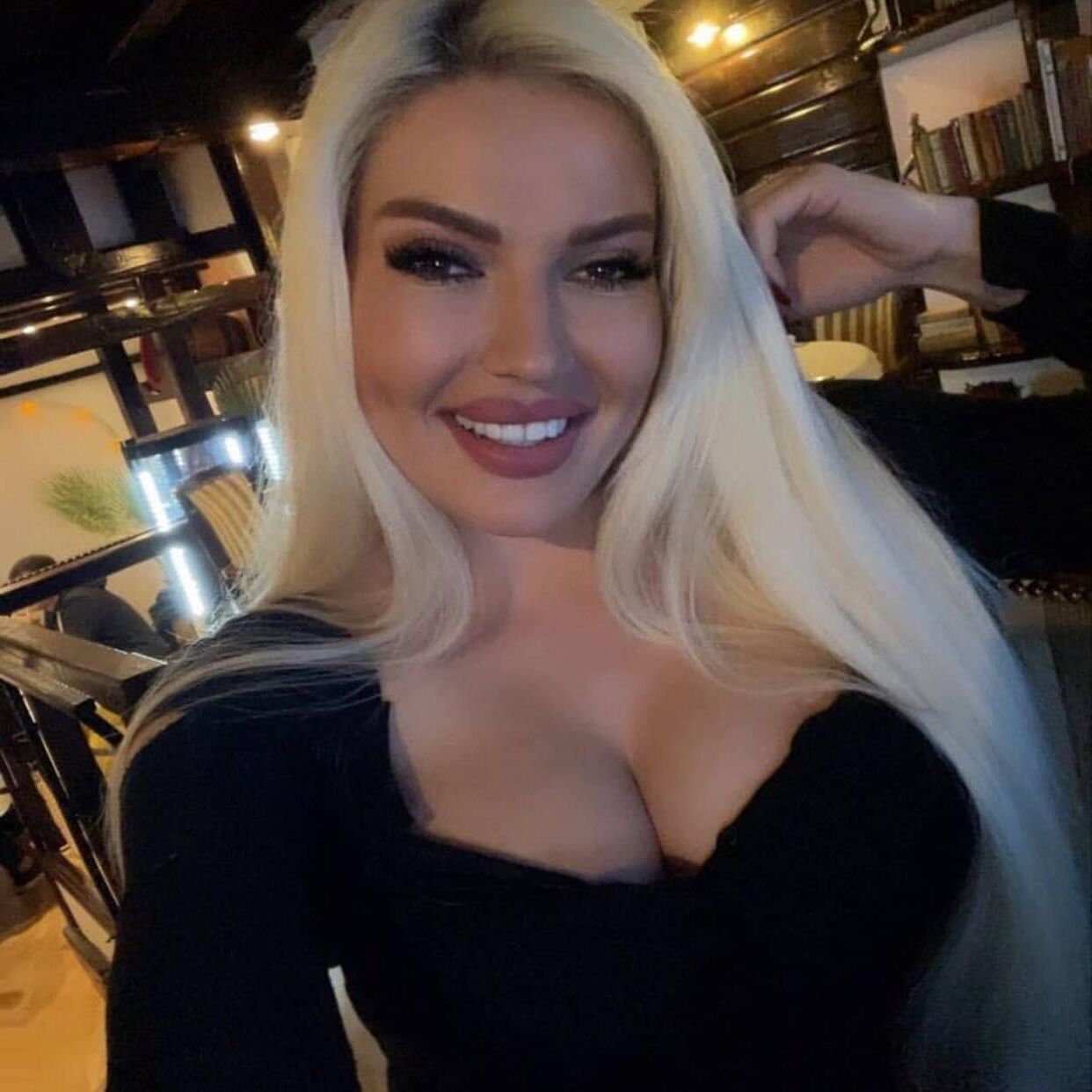 slutty milfs and escort whores 