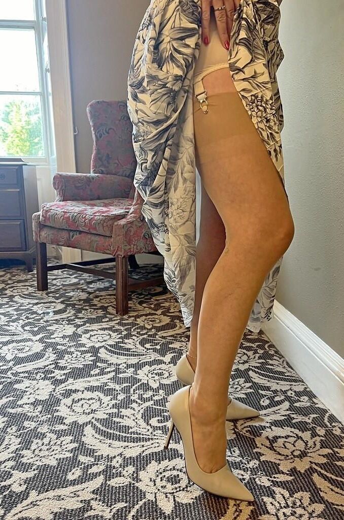 Old Married Pantyhosed UK Cunt # Hotel Slut 