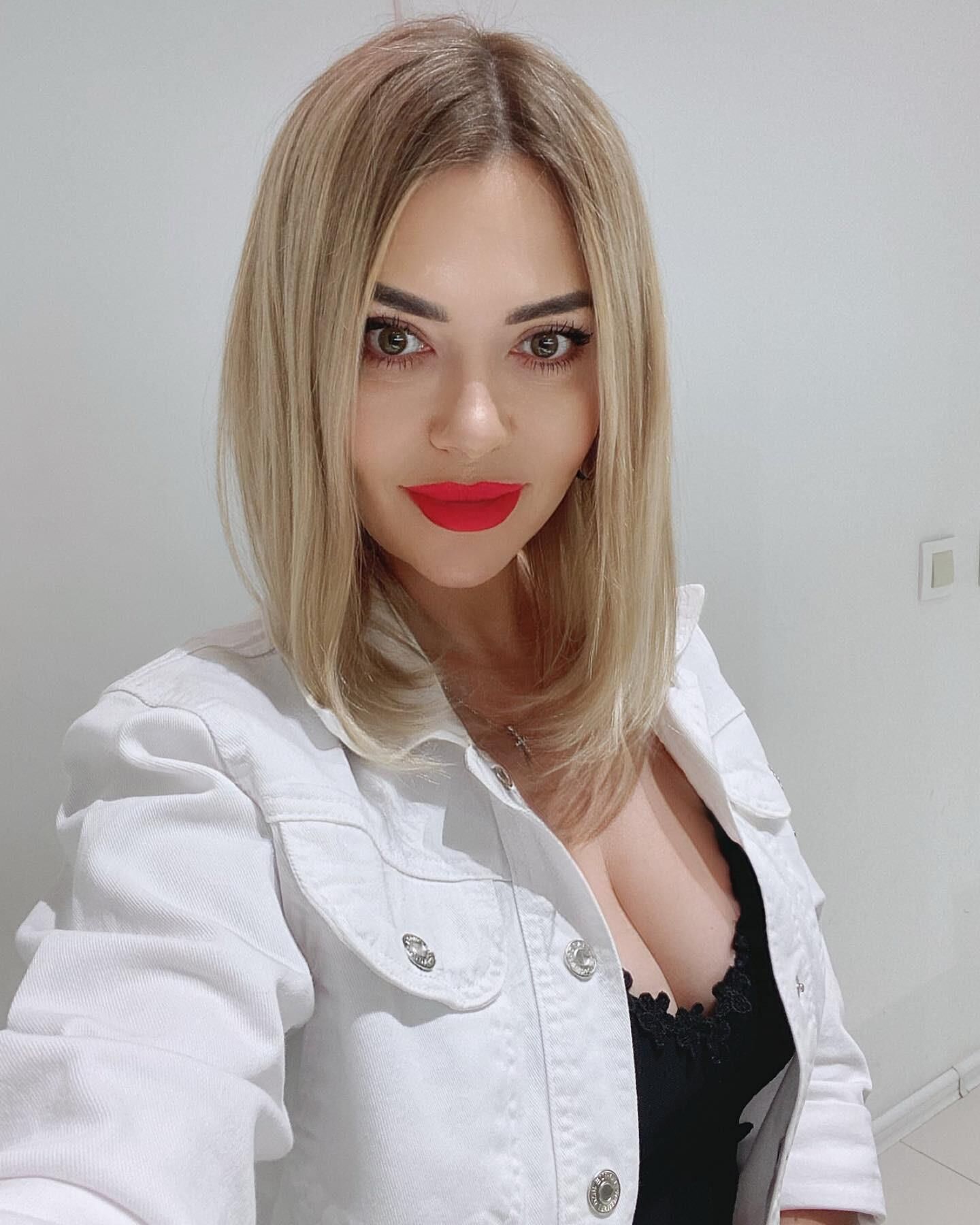 slutty milfs and escort whores 