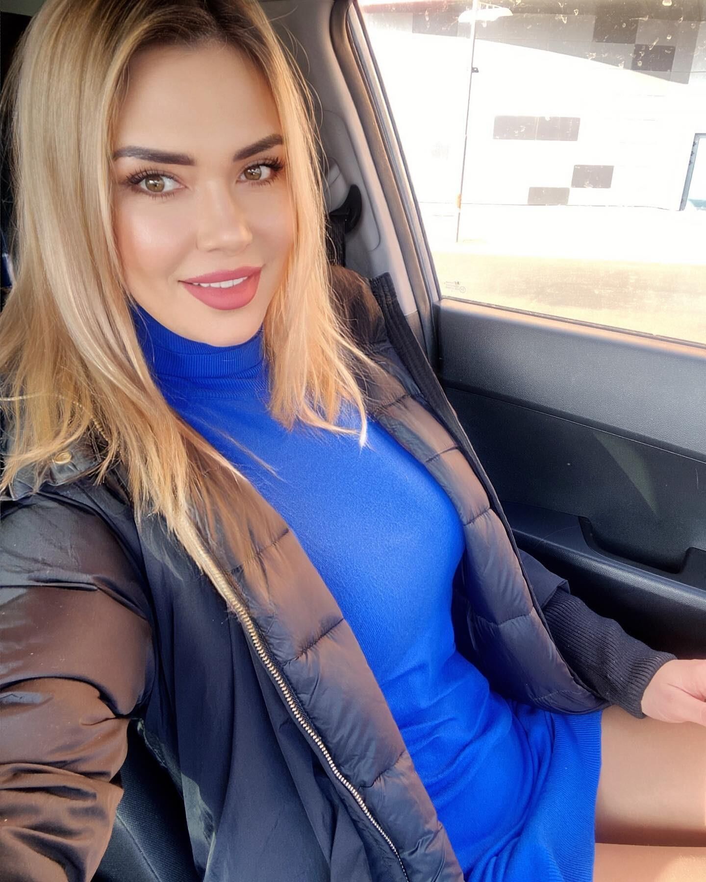 slutty milfs and escort whores 