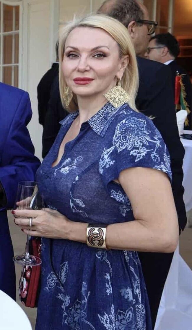 slutty milf and hotwife Ira 