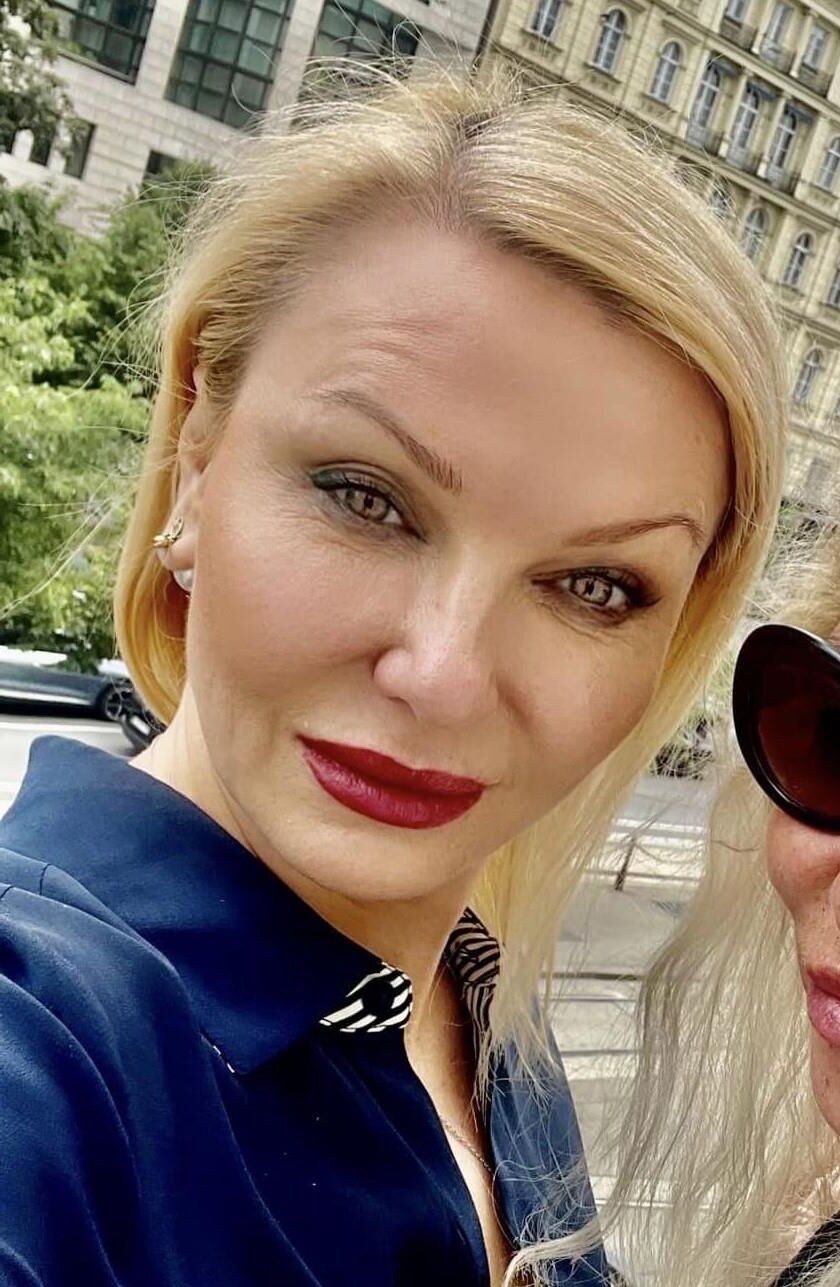 slutty milf and hotwife Ira 