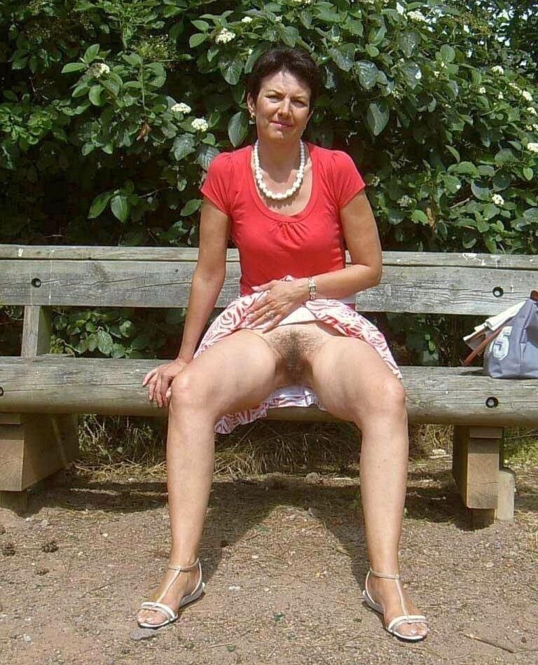  Mature hairy pussies waiting for you