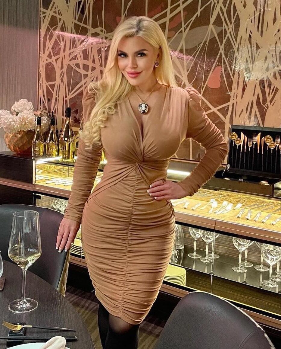 slutty milfs and escort whores 
