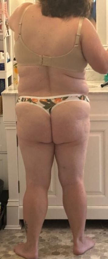 Jennifer BBW Wife Dressed / Undressed