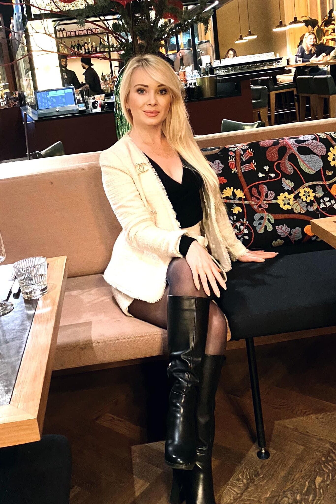 slutty milfs and escort whores 