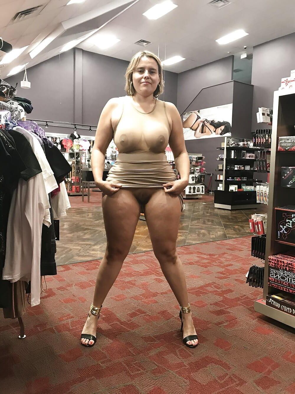 Putita Exhibicionista
