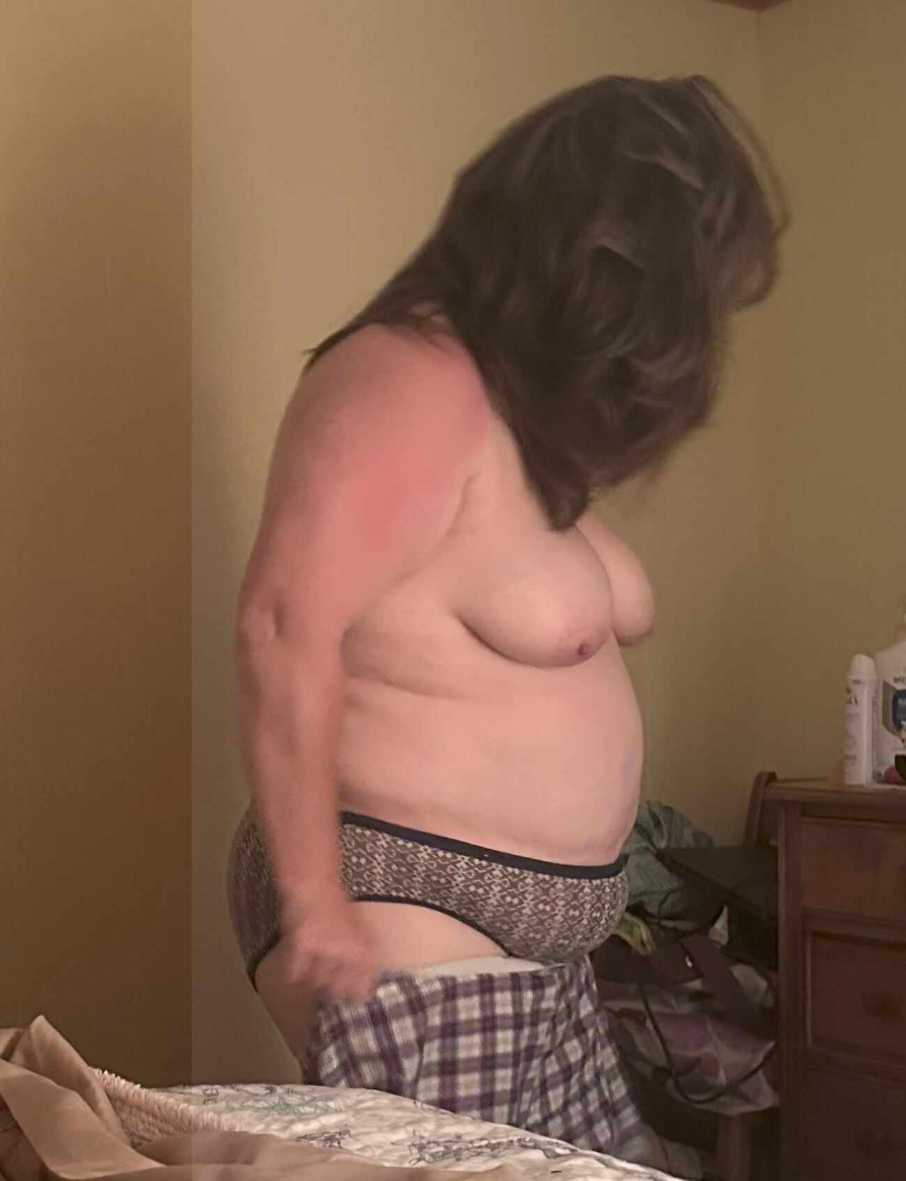 Jennifer BBW Wife Dressed / Undressed