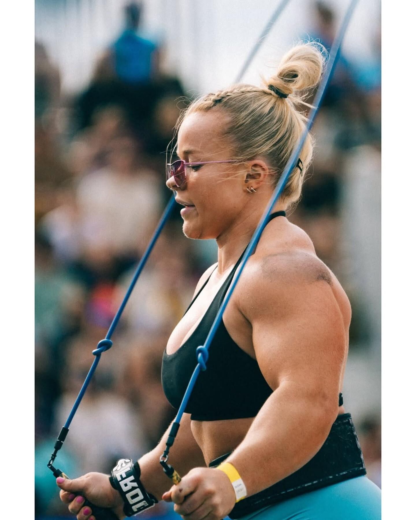 Muscle Girls Thicc and Powerful