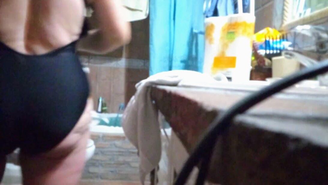 mature hairy big tits