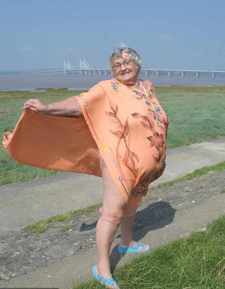 Mamie Grosse Truie Aime L'IME de la Mer