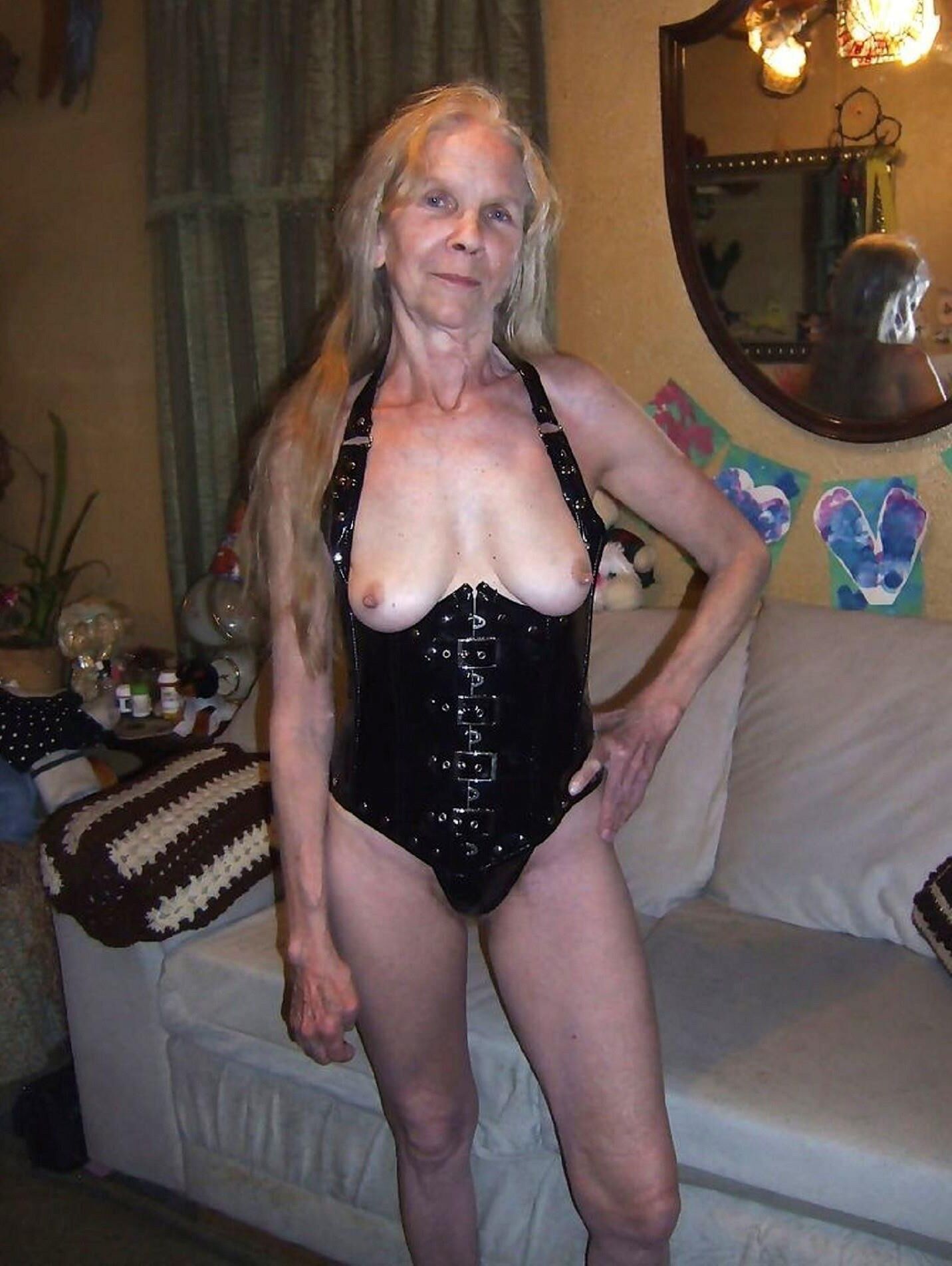 Amateur Mature Mixed 