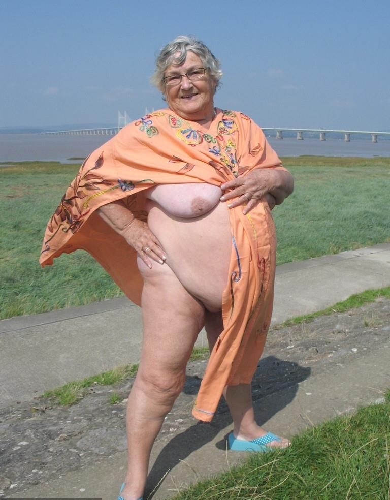 Mamie Grosse Truie Aime L'IME de la Mer