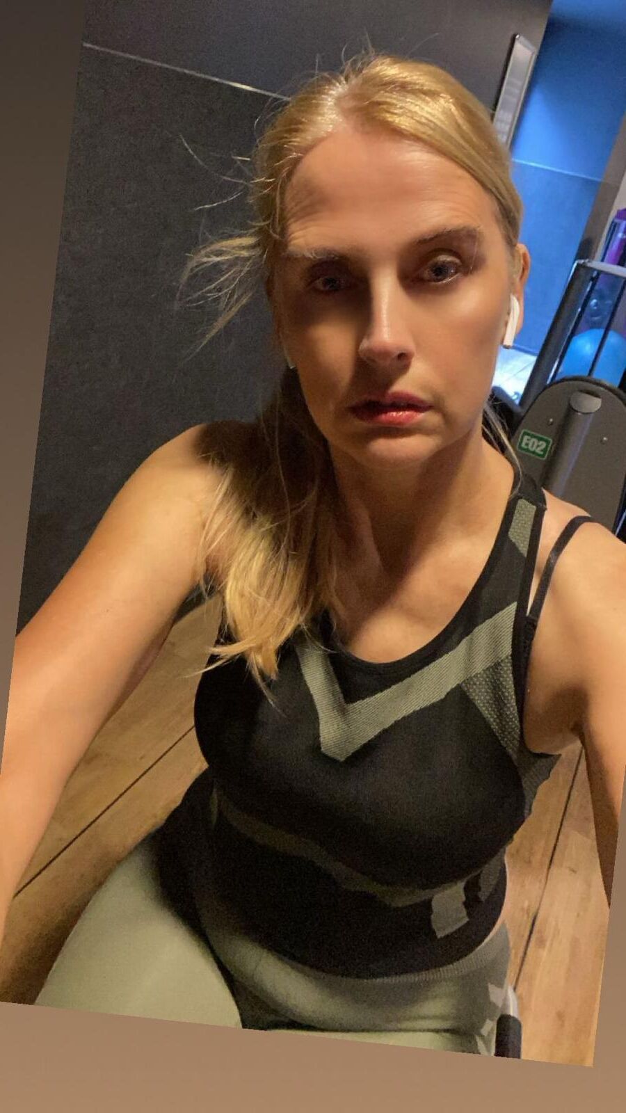 Hot german Teacher Milf want cumface