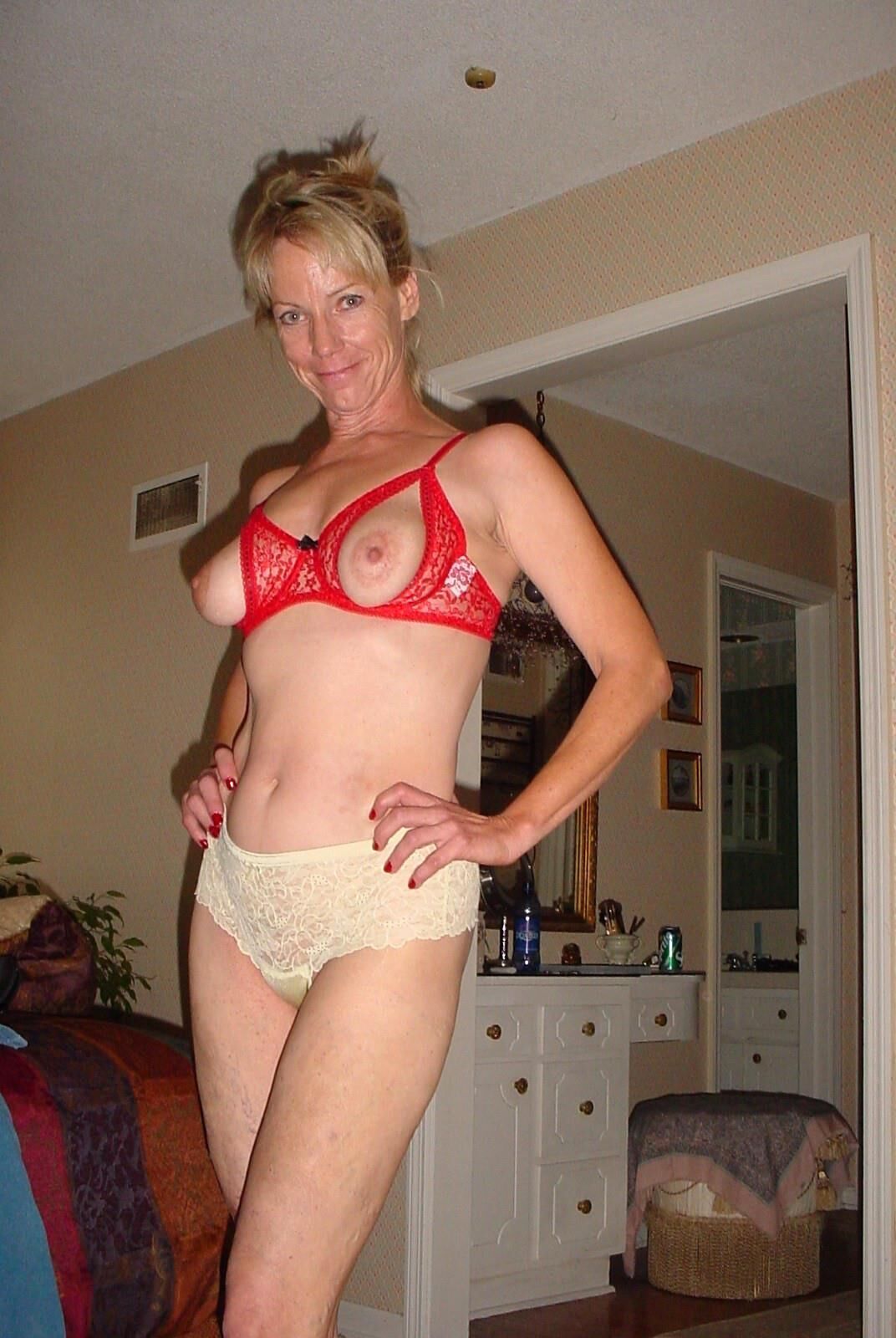 Mom, can you strip a little for me? 