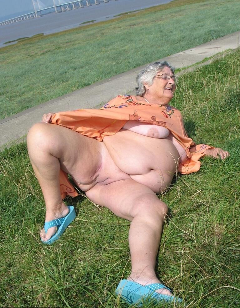 Mamie Grosse Truie Aime L'IME de la Mer