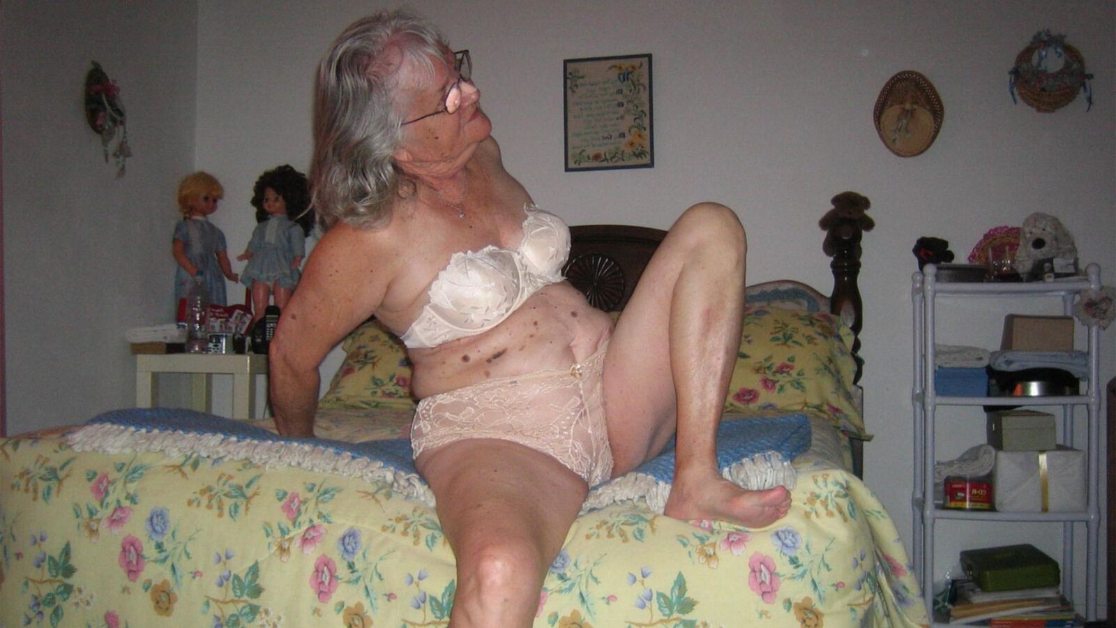Grannies x