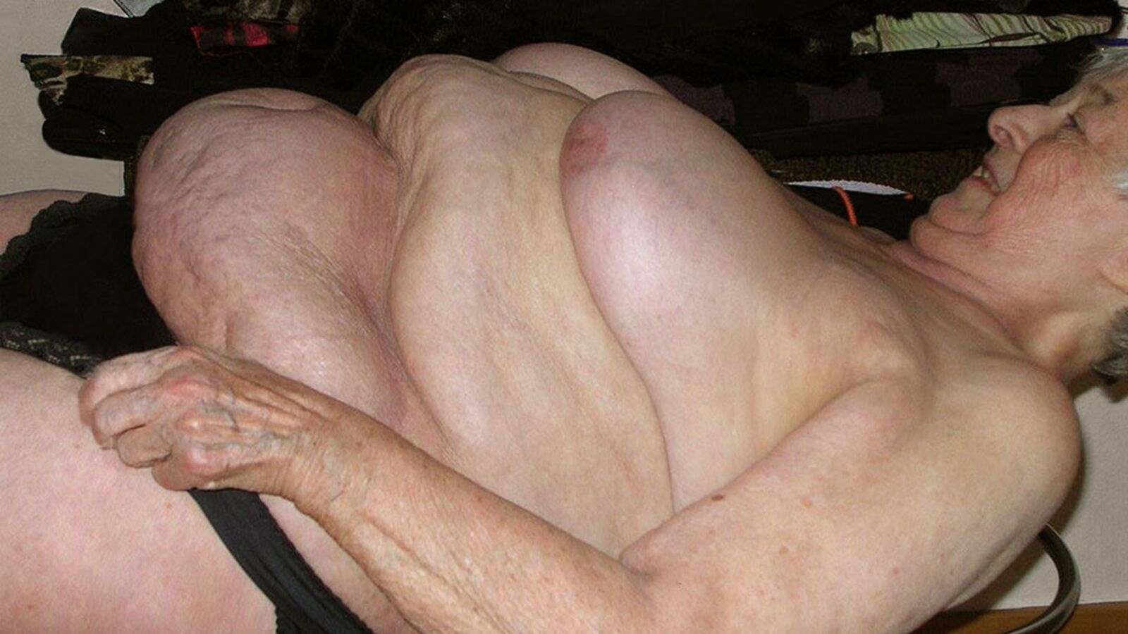 Grannies x