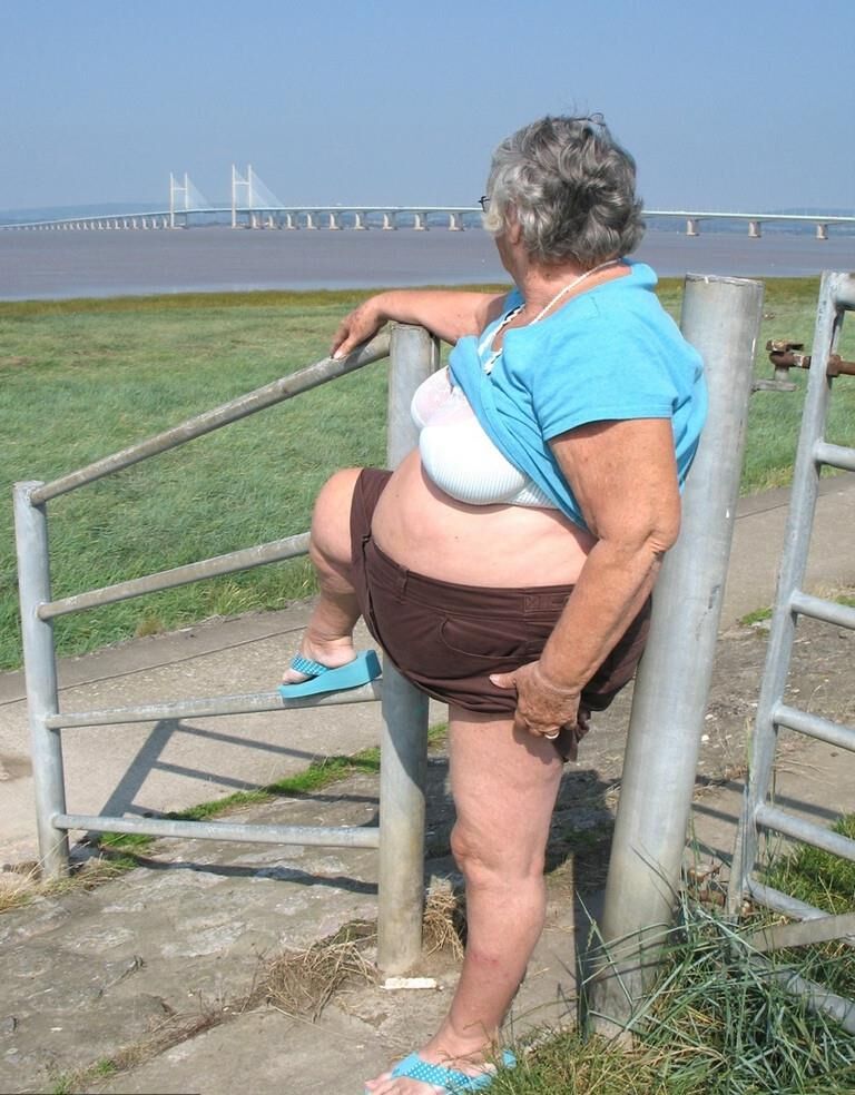 Mamie Grosse Truie Aime L'IME de la Mer