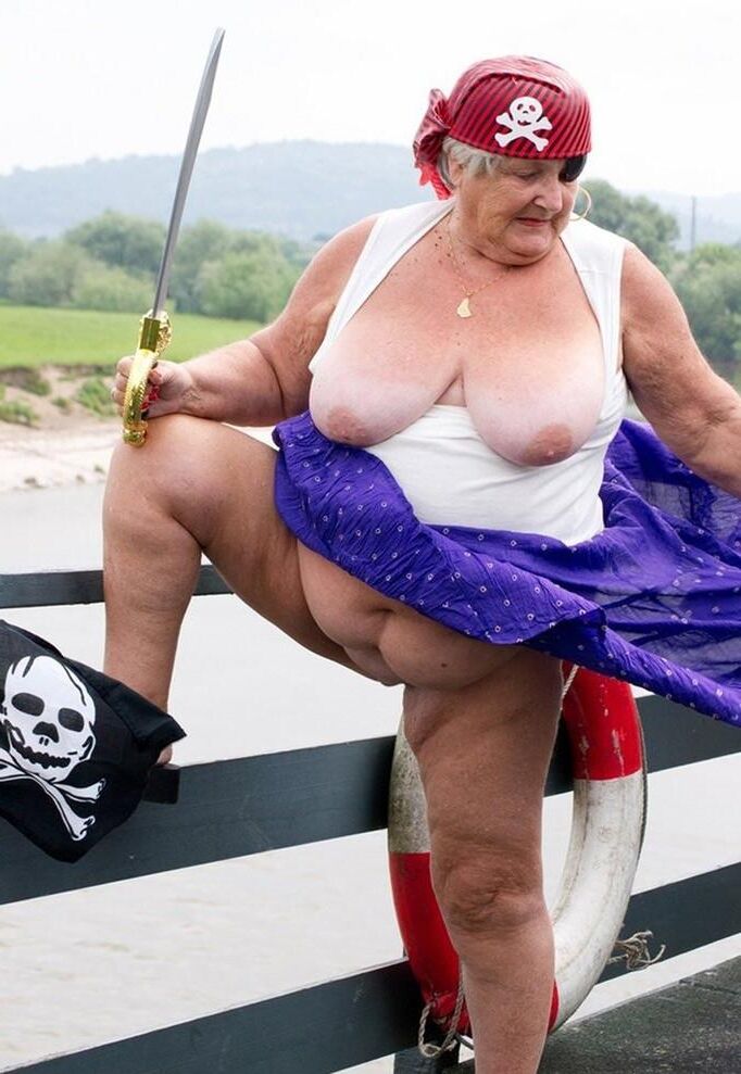 Mamie Grosse Truie Adore Le Carnaval