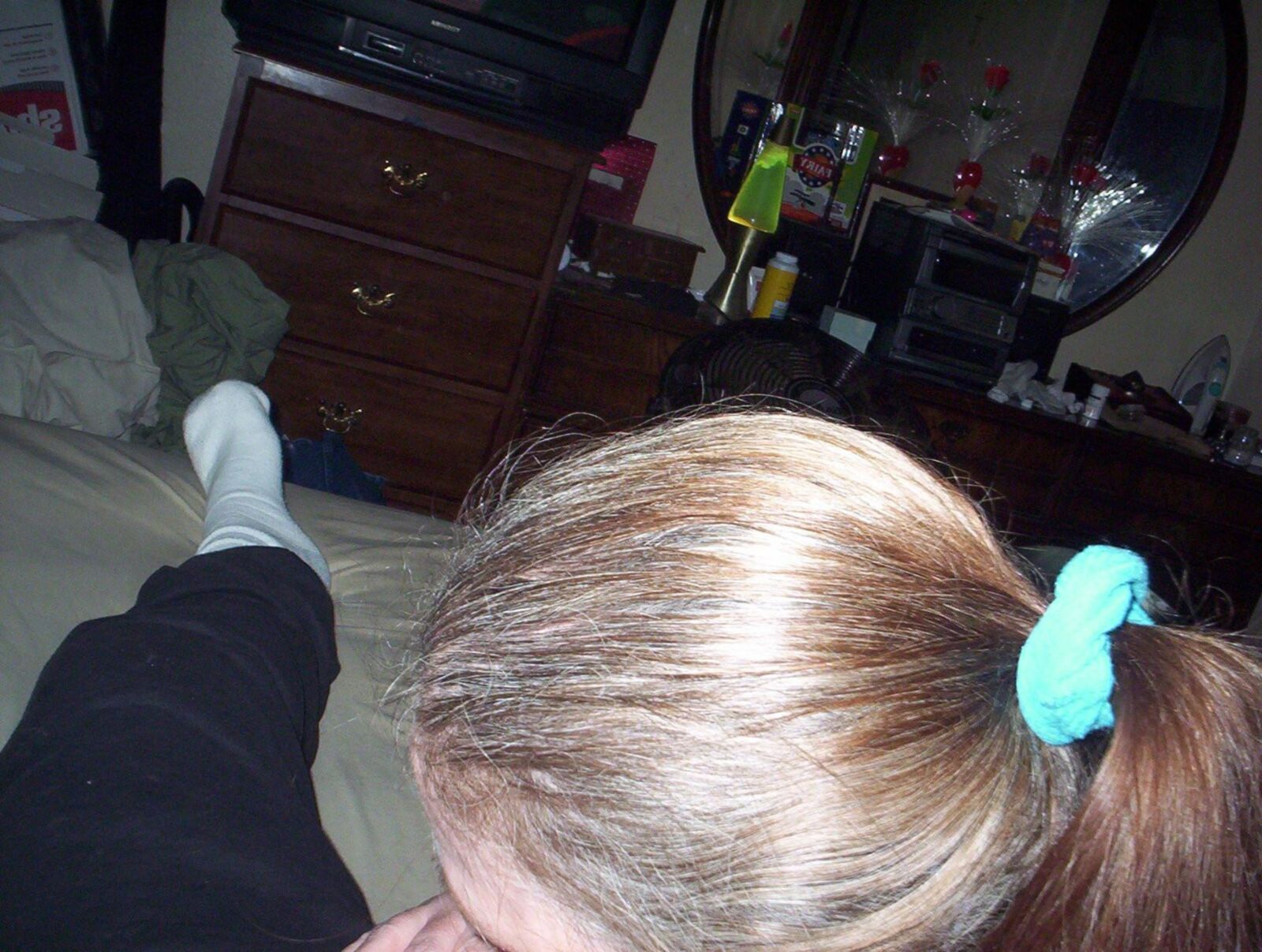 Shawnee playing in black tights 