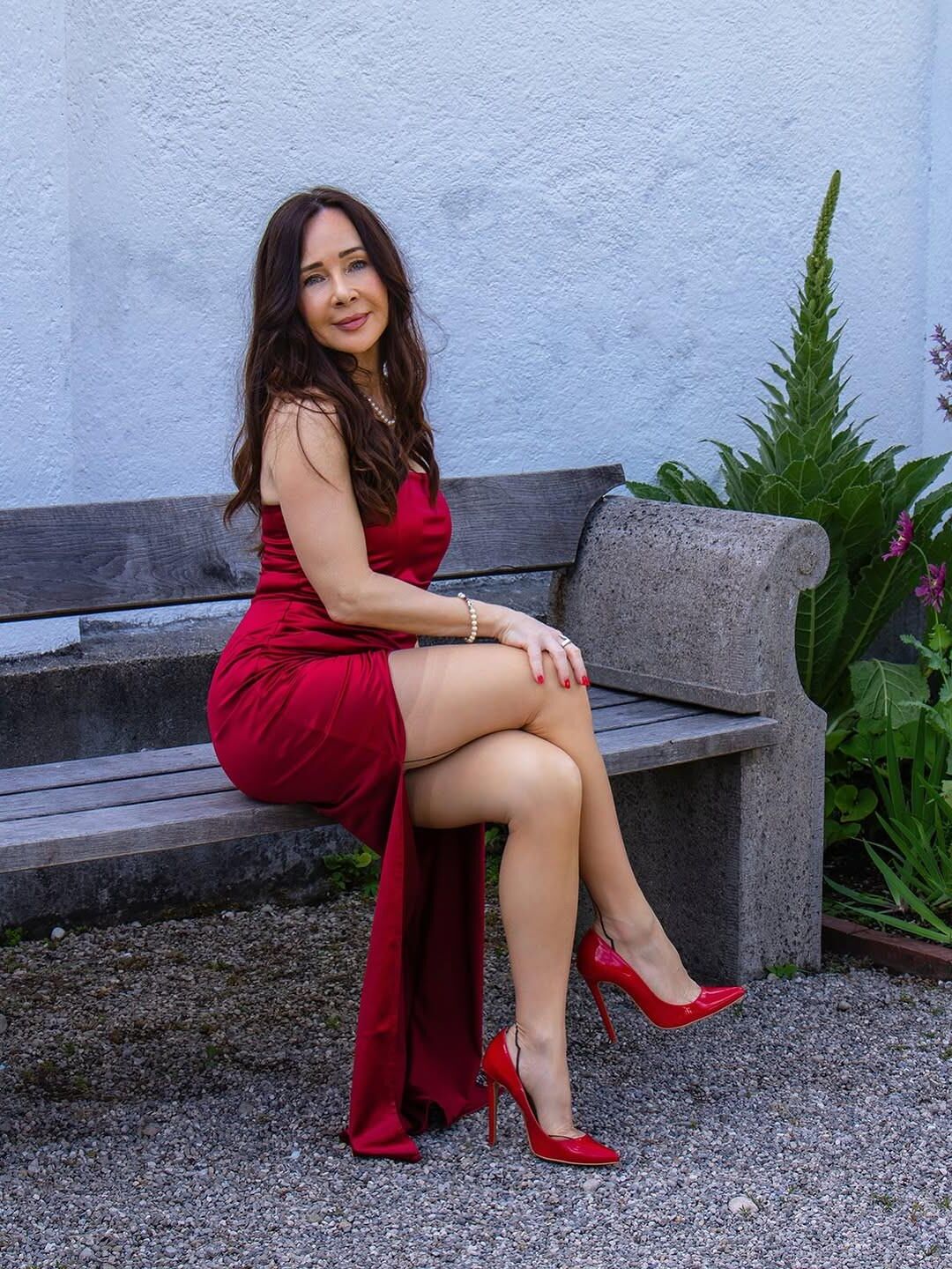 Milf Stockings and Heels 